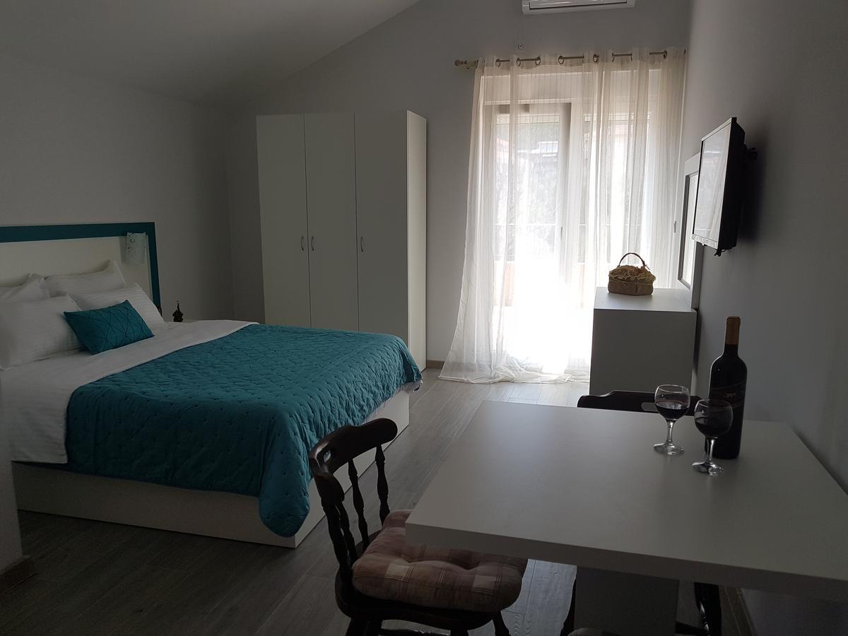 Apartments And Rooms Lijesevic Budva Exterior foto