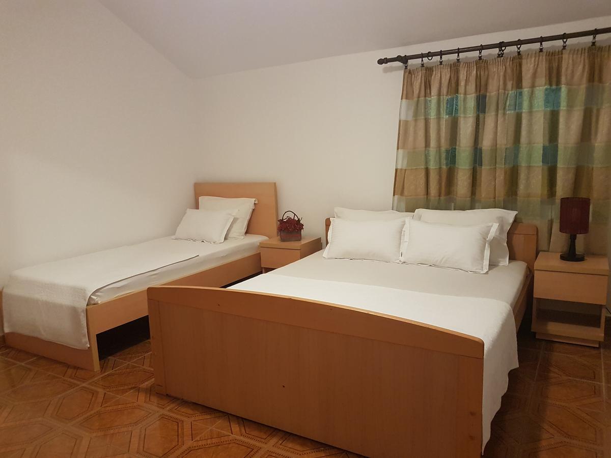 Apartments And Rooms Lijesevic Budva Exterior foto